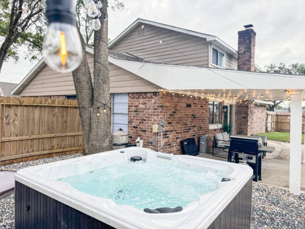 Houston Family Retreat With Hot Tub Pool Firepit Villa Stafford Dış mekan fotoğraf